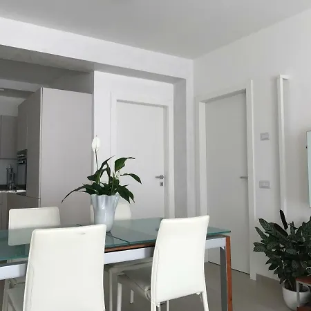 Vittoria Апартаменты *